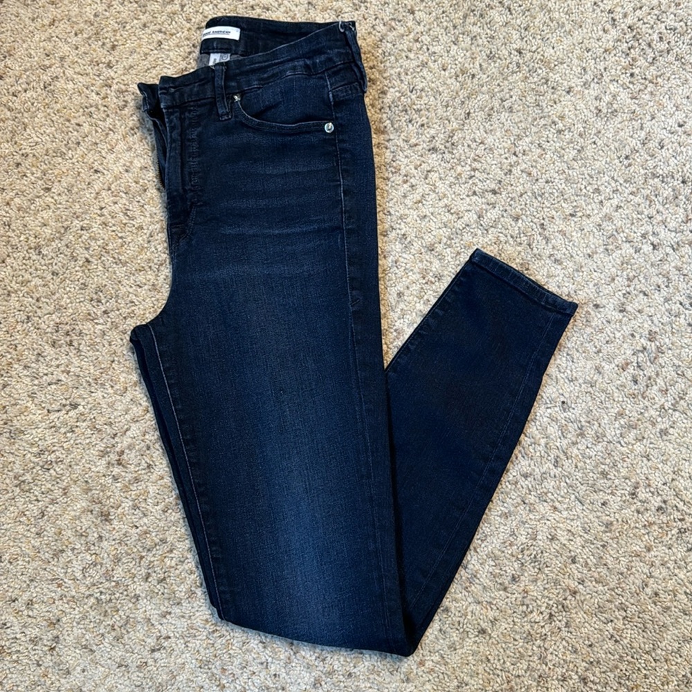 GOOD AMERICAN STRETCHY JEANS
